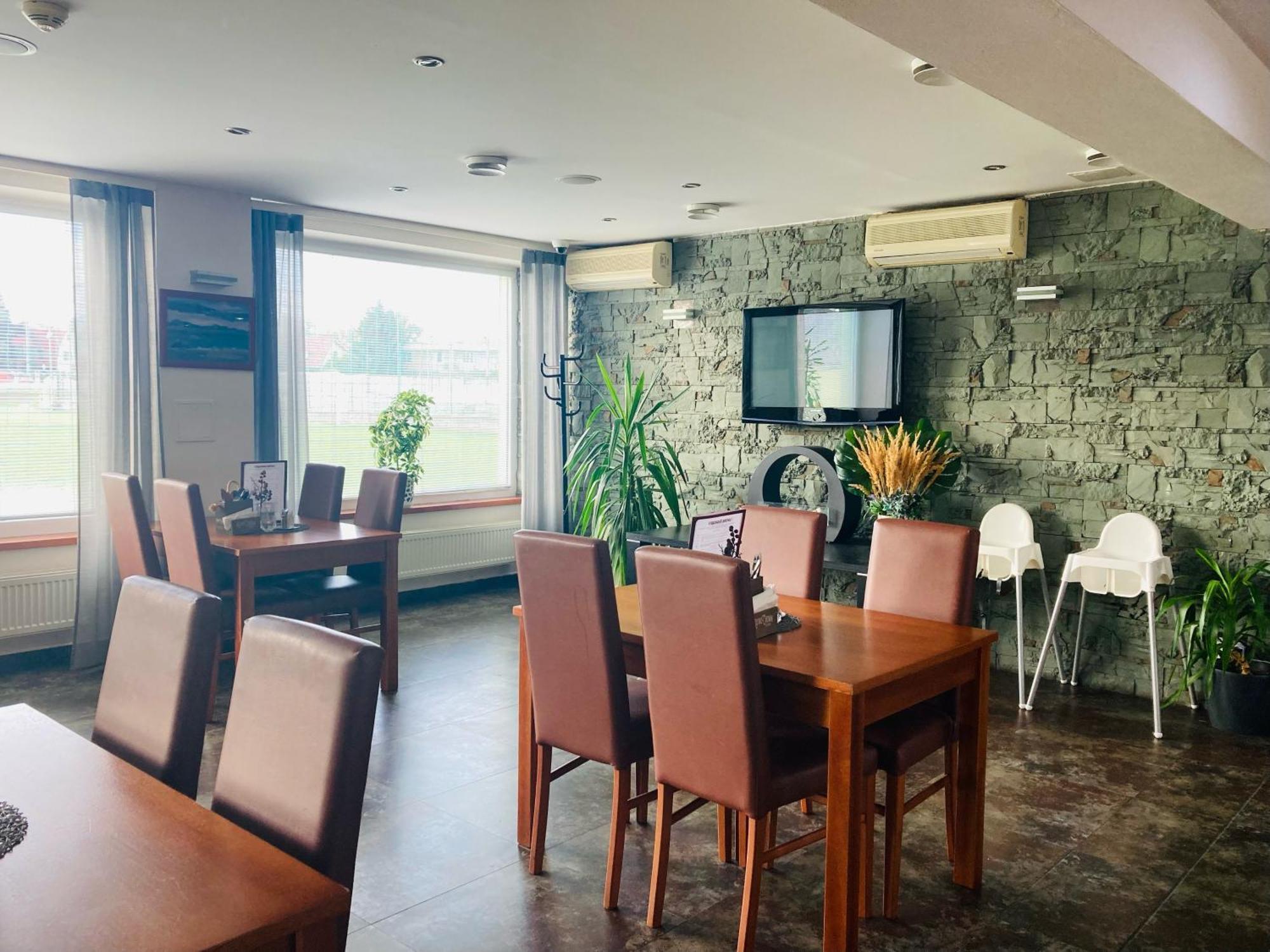 ברטיסלאבה Hotel 21 מראה חיצוני תמונה