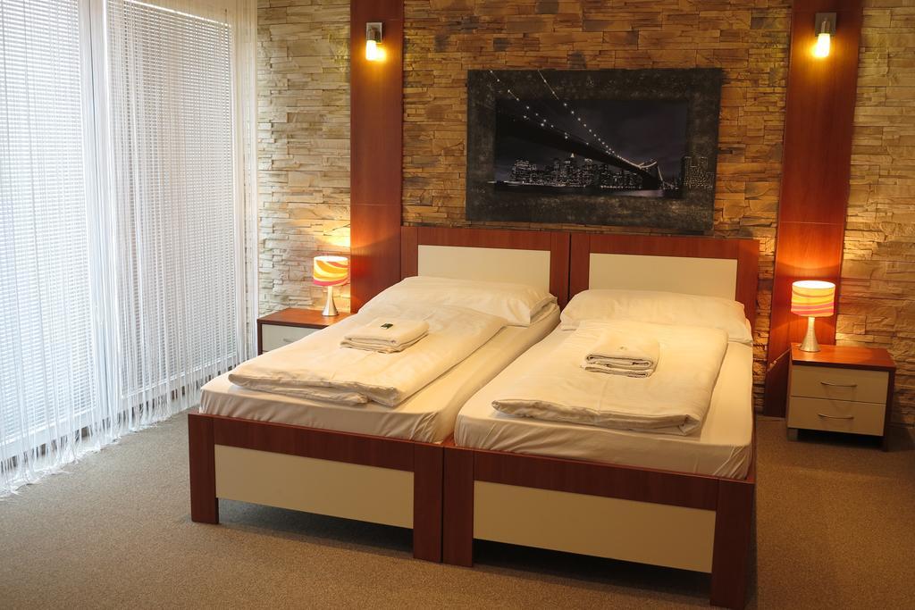 ברטיסלאבה Hotel 21 מראה חיצוני תמונה